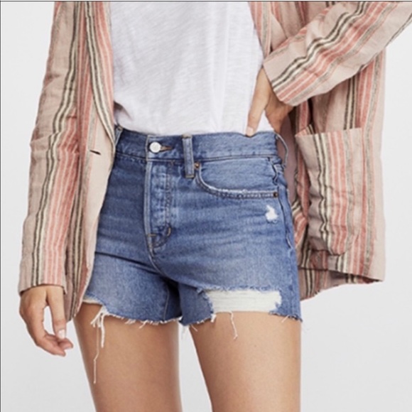 We The Free distressed jean shorts 29 - Picture 6 of 6